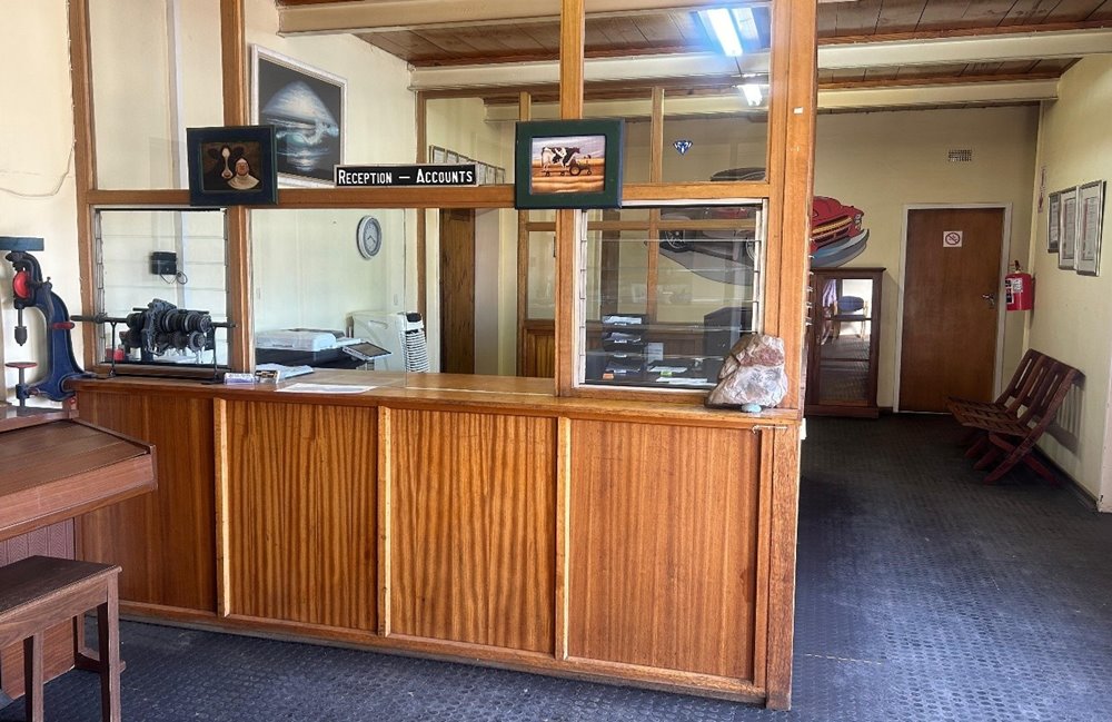 Kimberley Gearbox & Propshaft Centre at 62 Study street, Fabricia, Kimberley, Northern Cape - Reception Area