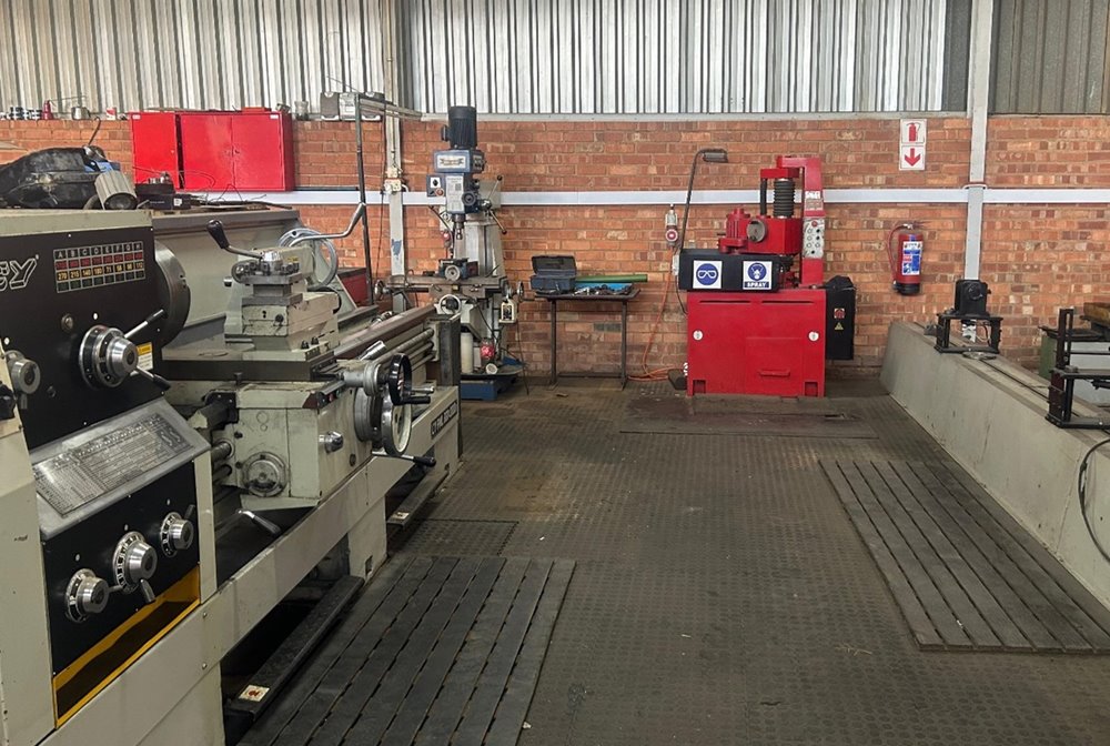 Kimberley Gearbox & Propshaft Centre at 62 Study street, Fabricia, Kimberley, Northern Cape - Work Area 03